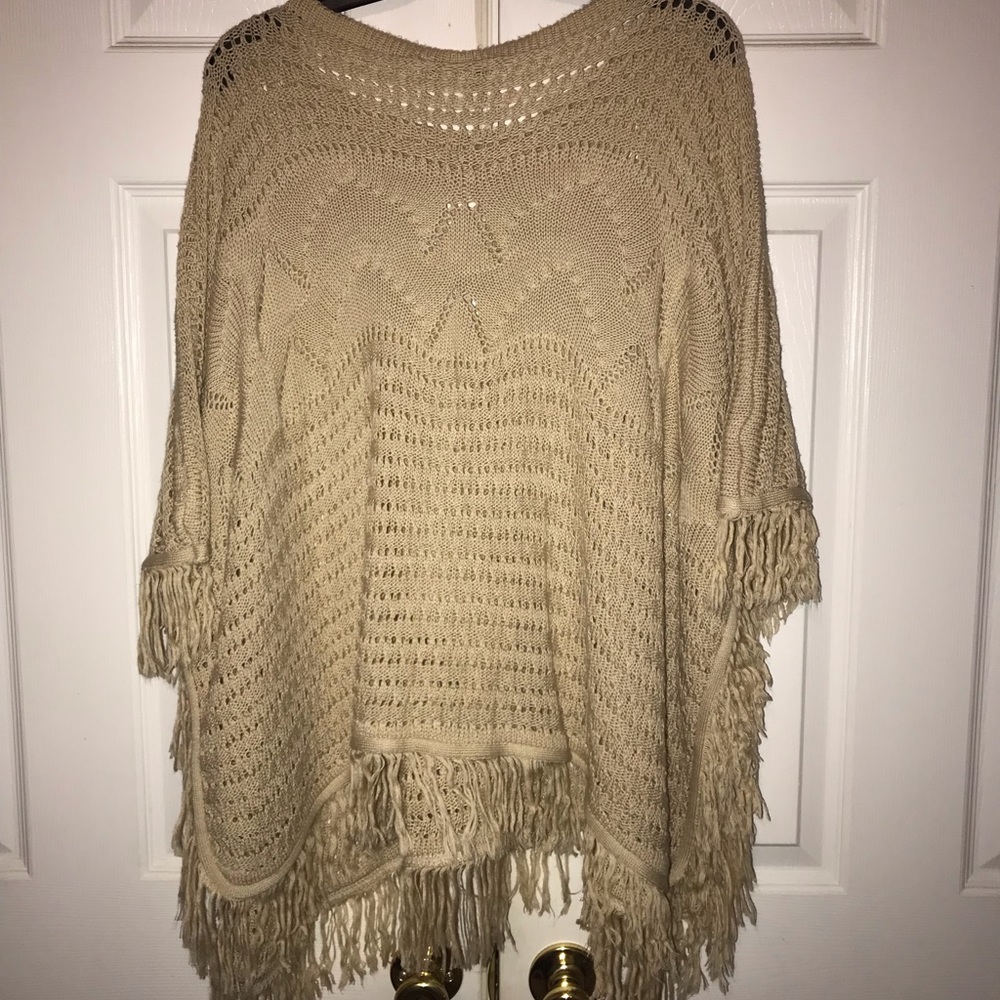 Very nice and soft Sweater Shaw poncho